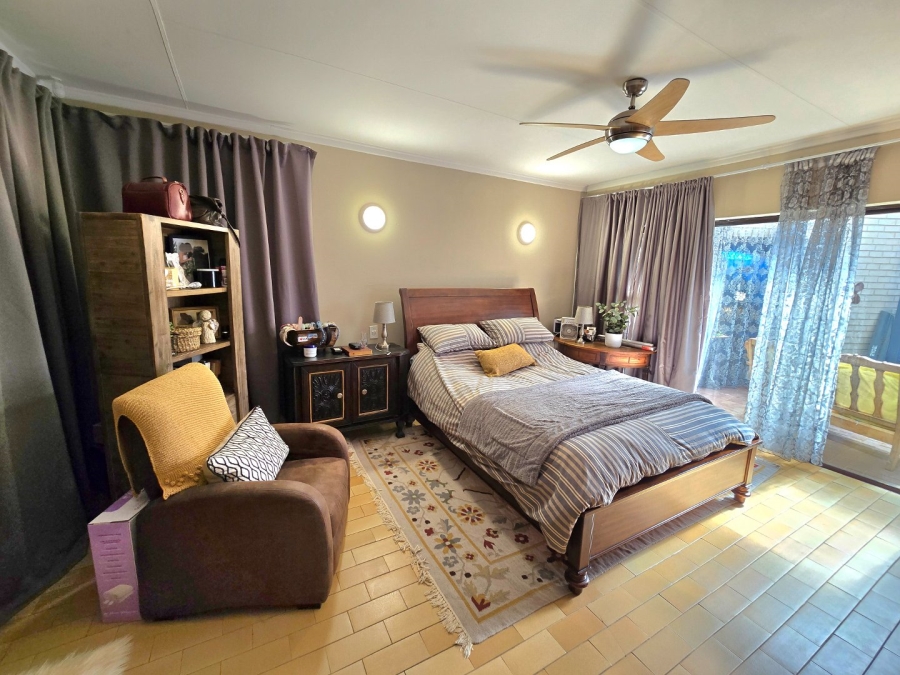 4 Bedroom Property for Sale in La Provance Free State
